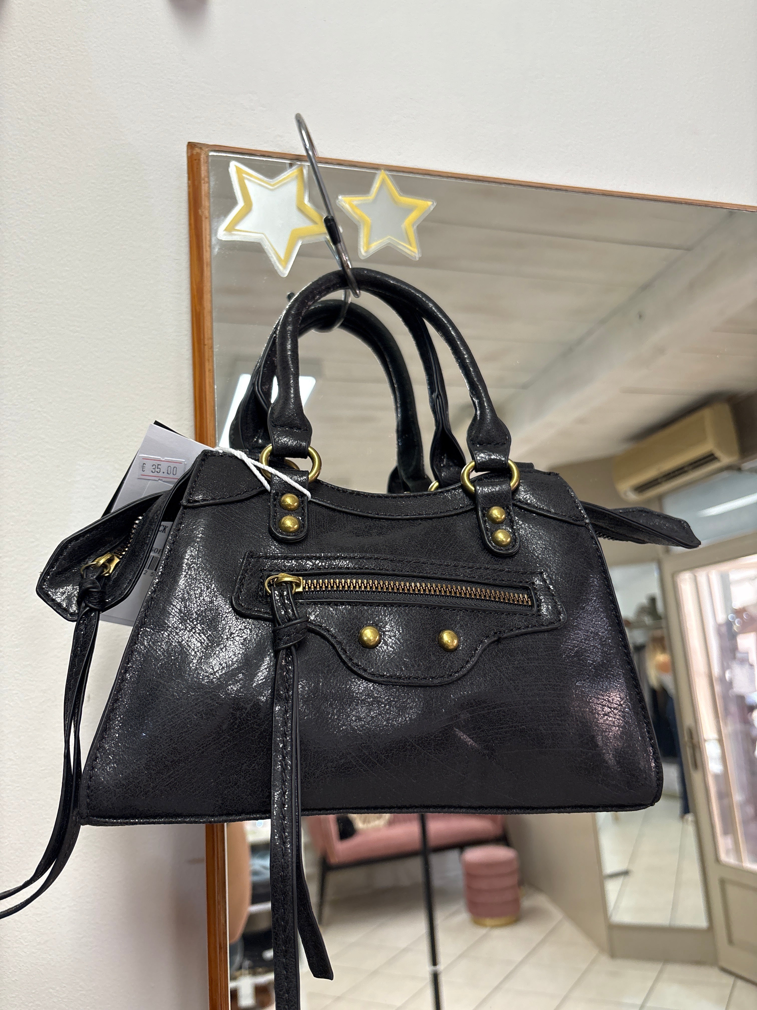Borsa M