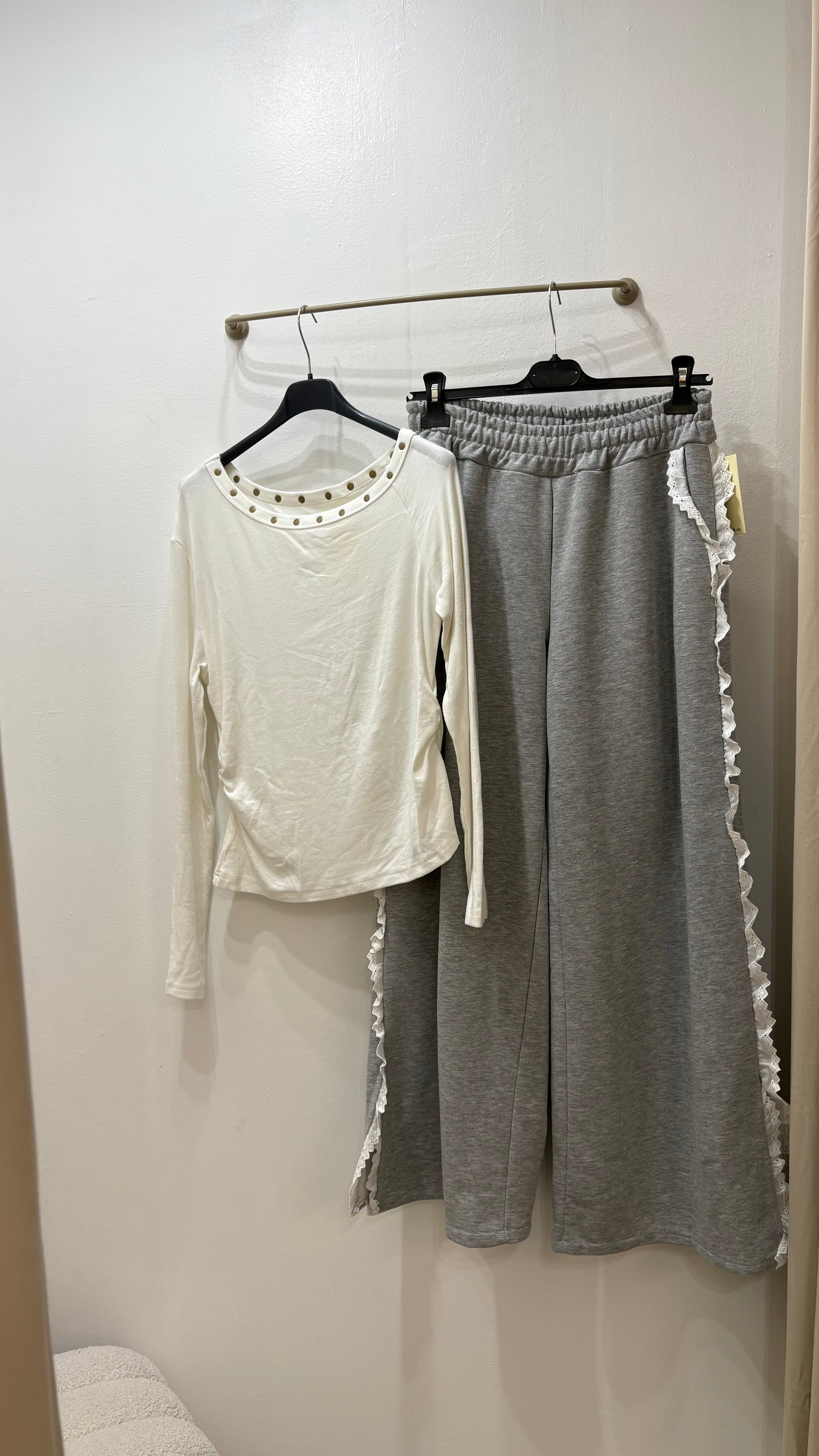 Maglia con borchie <3